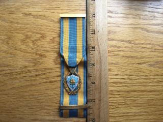 14k Gold Daughters Of The American Colonists Medal Medallion Ribbon
