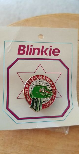 2012 Pezamania Lounge Lizard Blinkie Pin Rare