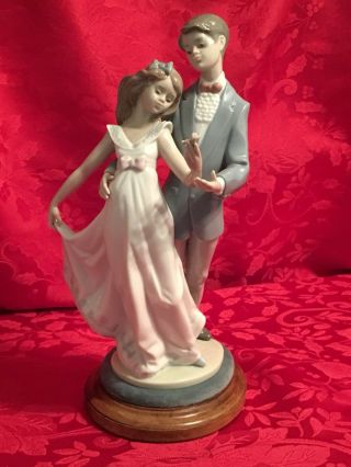 Rare Lladro Figurine 7642 Now And Forever