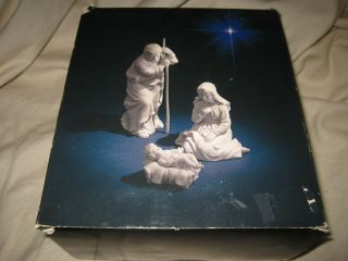Avon Nativity Collectibles The Holy Family Porcelain Figurines W/ Box 1981