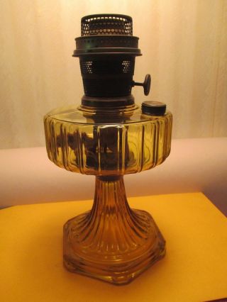 Amber Aladdin Oil Lamp Corinthian 1935 - 1936