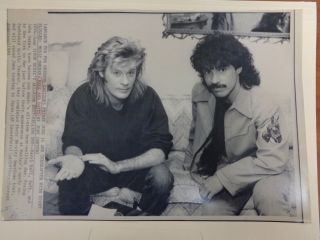 Vtg Wire Press Photo Band Daryl Hall John Oates Hall And Oates Private Eyes H2o