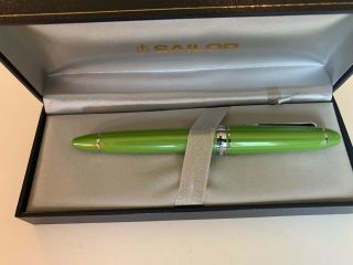 Sailor 1911 Full Lime Green With Music Nib