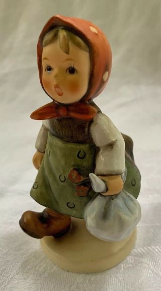 Hummel Goebel Figurine " Grandma 
