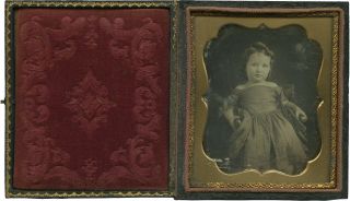 Early Full Case Sixth Plate Daguerreotype of Young Girl w Curls Seal 3