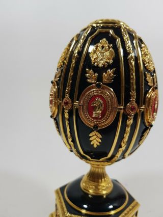 FRANKLIN FABERGE IMPERIAL JEWELED EGG CHESS SET 8