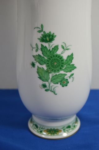 Kaiser Schonbrunn Porcelain Vase - W Germany 2