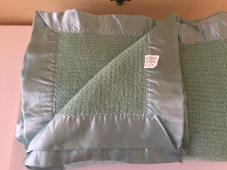 Vtg Cannon King Acrylic Thermal Blanket Seafoam Green Satin Binding All Sides 3