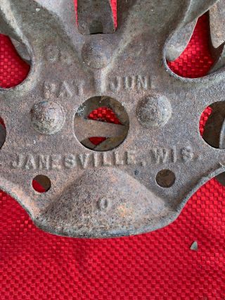 Antique Cast Iron Wood Beam Hay Trolley Barn Pulley BOSS STRICKLERS 8