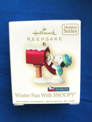 Hallmark 2007 Winter Fun With Snoopy Miniature Ornament