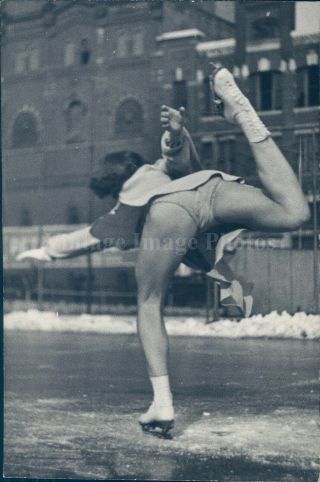 1940 Photo Adele Inge Clayton Mo Style Figure Skating World 5x7