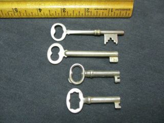 4 Vintage Keys/hollow & Solid Barrel/skeleton,  Clock,  Padlock,  Door Keys,  Etc.