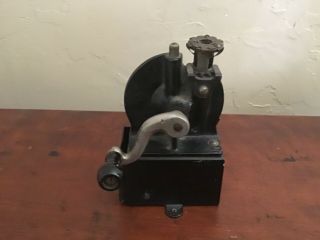 C Antique U.  S.  Mechanical Automatic Pencil Sharpener W/Extra Blade Dated 1907 2