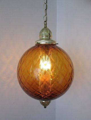 Nos Vtg Mid Century Modern Amber Dimple Glass Round Pendant Swag Light