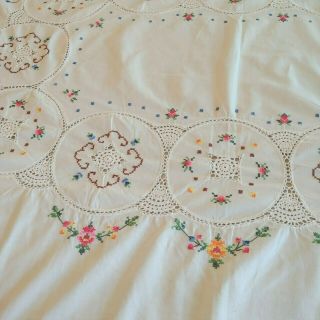 Vintage Hand Made Cut Work Embroidery and Crochet Tablecloth 80 