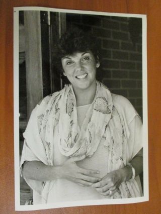 Vtg Glossy Press Photo Actress Tyne Daly Stars As Mary Beth Lacey 6/26/84