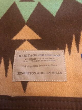 PENDLETON Beaver State Wool BLANKET Robes And Shawls 64 x 80 Looks 2