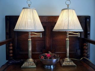 Virginia Metalcrafters Mount Vernon Candlestick Swing Arm Lamps (2) Pol.  Brass