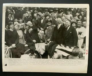 1950 Harry Truman Baseball First Pitch Connie Mack Ap News Press Photo