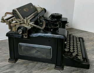 Vintage Royal Model 10 Typewriter with beveled glass sides Serial X - 8930448 2