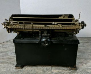 Vintage Royal Model 10 Typewriter with beveled glass sides Serial X - 8930448 4