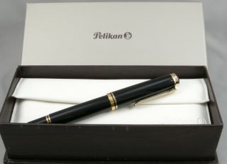 Pelikan M1000 Black & Gold Fountain Pen - 18ct Broad Nib - Germany