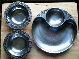 Wilton Armetale Round Reggae 10 3/4 " Chip And Dip Tray W/ Two 6 And 1/2 " Bowls