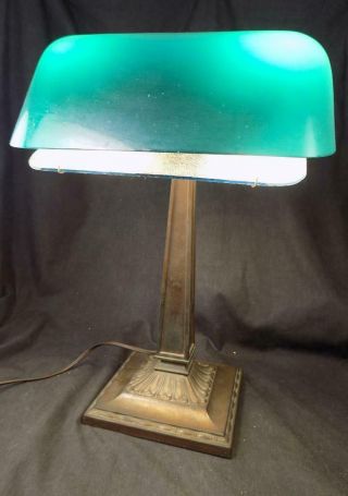 Antique Emeralite Bankers Daylite Desk Lamp W/ Green Shade & Diffuser