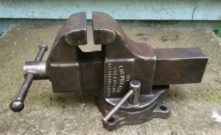 Columbian Bench Vise 604 - 4” Jaw,  Swivel Base,  Vice Made In Usa