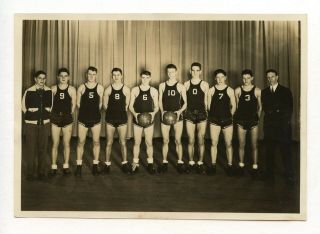4 Vintage Photo Group Boys Sports Basketball Team 1944 Snapshot