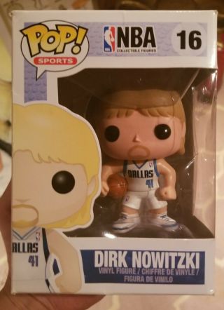 Dirk Nowitzki Funko Pop Vaulted Dallas Mavericks 16 W/ Hard Stack