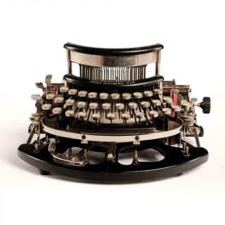 Josef Kihlberg Imperial B Antique Typewriter Serialno: 27350