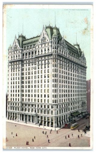 1912 Plaza Hotel,  York City Postcard