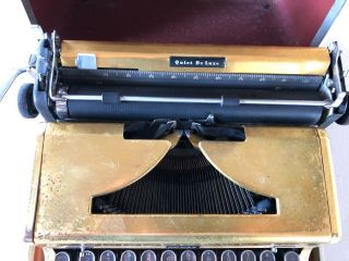 Vintage 1949 Royal Quiet Deluxe Typewriter with Case 9