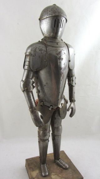 Antique 19th Century Apprentice Study Of A Knight In Armour On Plinth