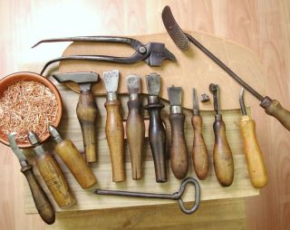 Antique Shoemakers Tools Edge Iron Pegging Awl Fudge Wheel Lasting Pliers