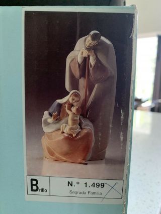 Lladro “Blessed Family” Figurine 1499 Joseph,  Mary and Baby Jesus Perfect 2