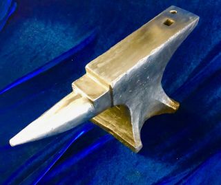 Vintage Patented Peter Wright Anvil 4