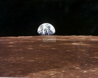 View Of The Earth Over Lunar Horizon From Apollo 11 - 11x14 Nasa Photo (lg - 007)