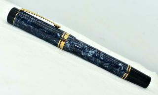 Parker Duofold Centennial Fountain Pen Blue Marbled Pattern Gold Trim Broad Nib