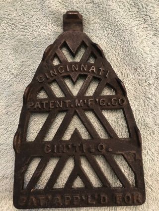 Antique Cast Iron Trivet Cincinnati Patent Mfg.  Co.  C 1880 