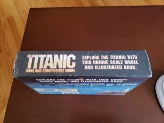 The TITANIC BOOK AND SUBMERSIBLE MODEL By Susan Hughes & Steve Santini - 5