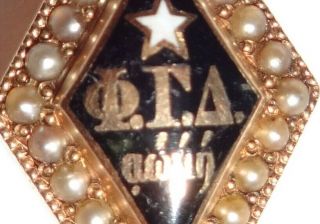 Phi Gamma Delta Fraternity Sorority Pin Badge 10K Seed Pearls FIJI Vintage 1890s 2