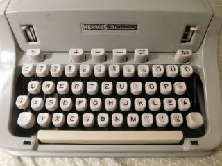 Hermes 3000 Portable Typewriter 3