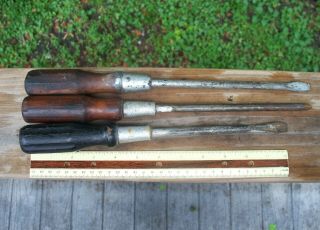 3 Vintage Wooden Handle Screwdrivers Made In Usa