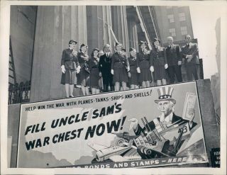 1942 Photo Alexander Hamilton War Bond Painting Unveiled Ny Sub Treasury
