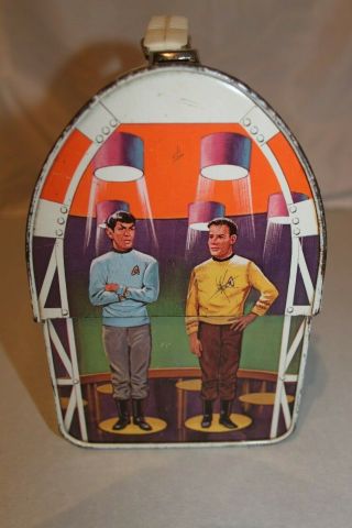 1967 Star Trek TOS Lunch Box No thermos or thermos retainer. 5