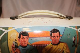 1967 Star Trek TOS Lunch Box No thermos or thermos retainer. 9