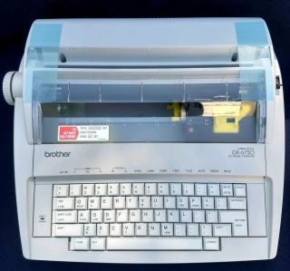 Brother GX - 6750 Daisy Wheel Correctronic Electronic Typewriter - 2