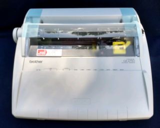 Brother GX - 6750 Daisy Wheel Correctronic Electronic Typewriter - 5